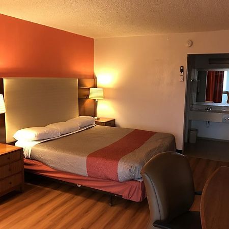 Regency Inn And Conference Center Clinton Luaran gambar