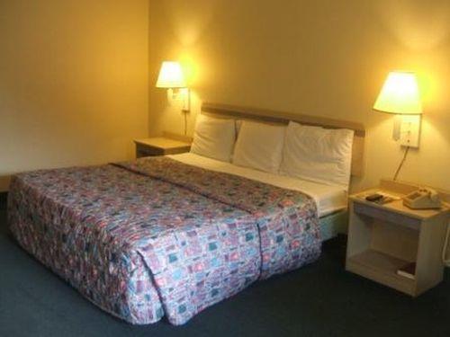 Regency Inn And Conference Center Clinton Bilik gambar